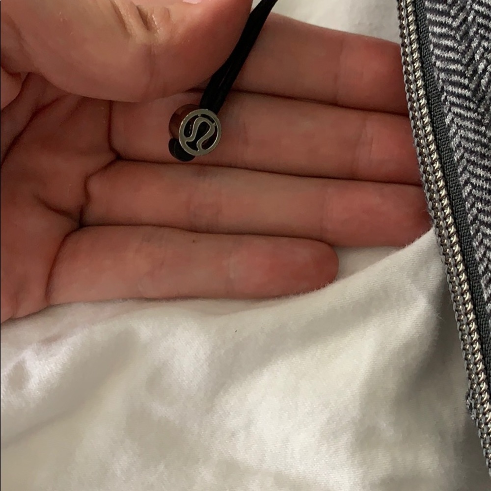 Lululemon Jacket - Picture 2 of 3